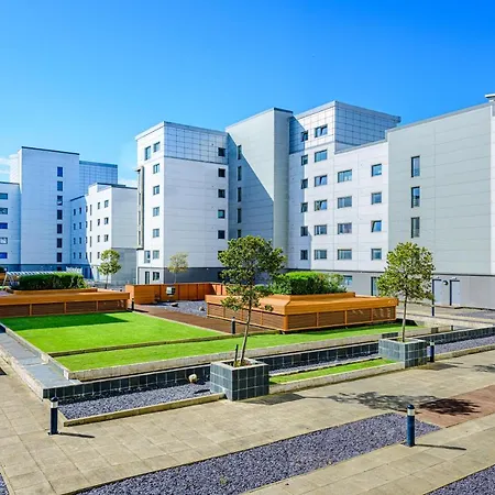 Modern Two Bedroom Apartments Edinburgh Exterior photo